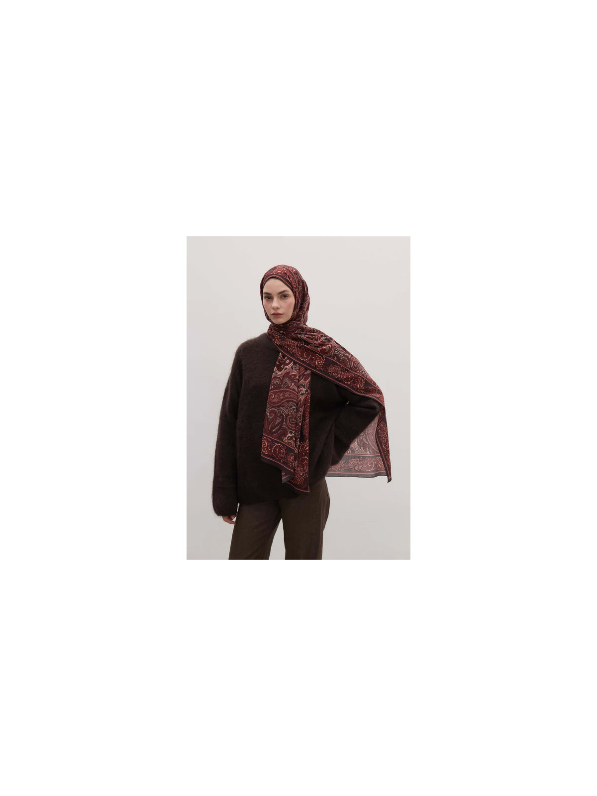 Donker vintage patroon hijab bordeauxrood