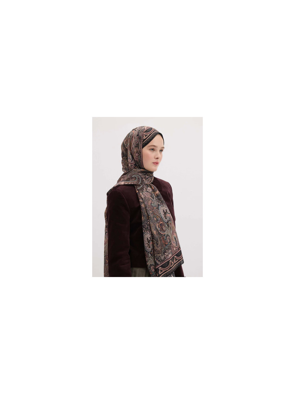 Amora Gepatroonde Hijab Zwart