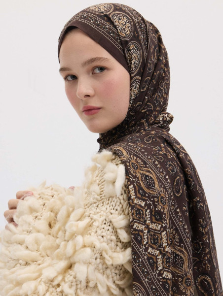 Irene Patroon Hijab roodbruin