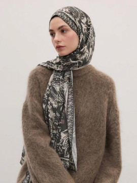 Hijab met bloemenpaisley-patroon en rook
