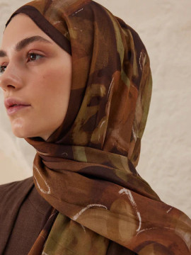 Dark Garden Patterned Rami Hijab Brown
