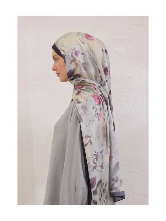 Fresh Scarfs Sweet William patroon Rami hijab zachtblauw
