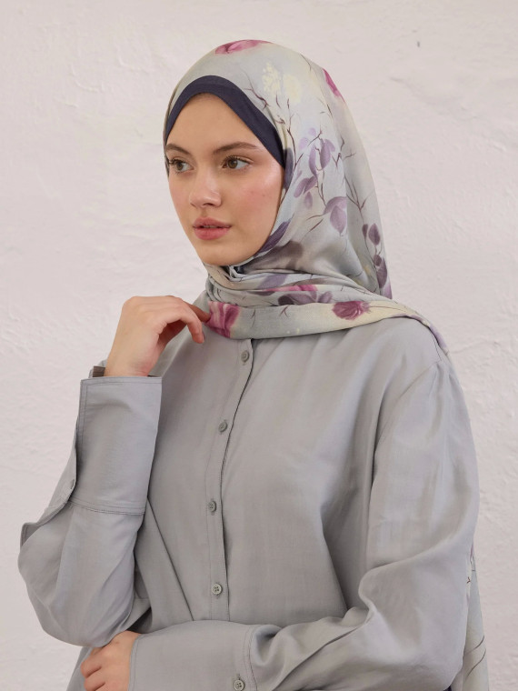 Fresh Scarfs Sweet William patroon Rami hijab zachtblauw