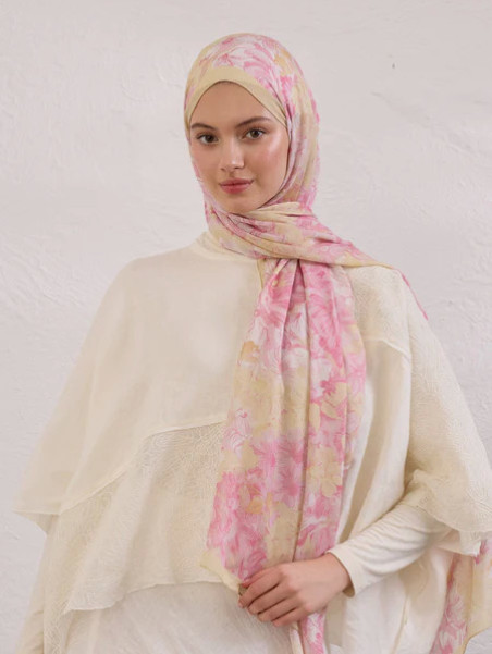 Fresh Scarfs Zomerbloeiende Rami Hijab met patroon, zachtroze