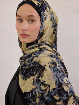 Fresh Sacrfs Zomerbloeiende Rami Hijab met patroon, marineblauw