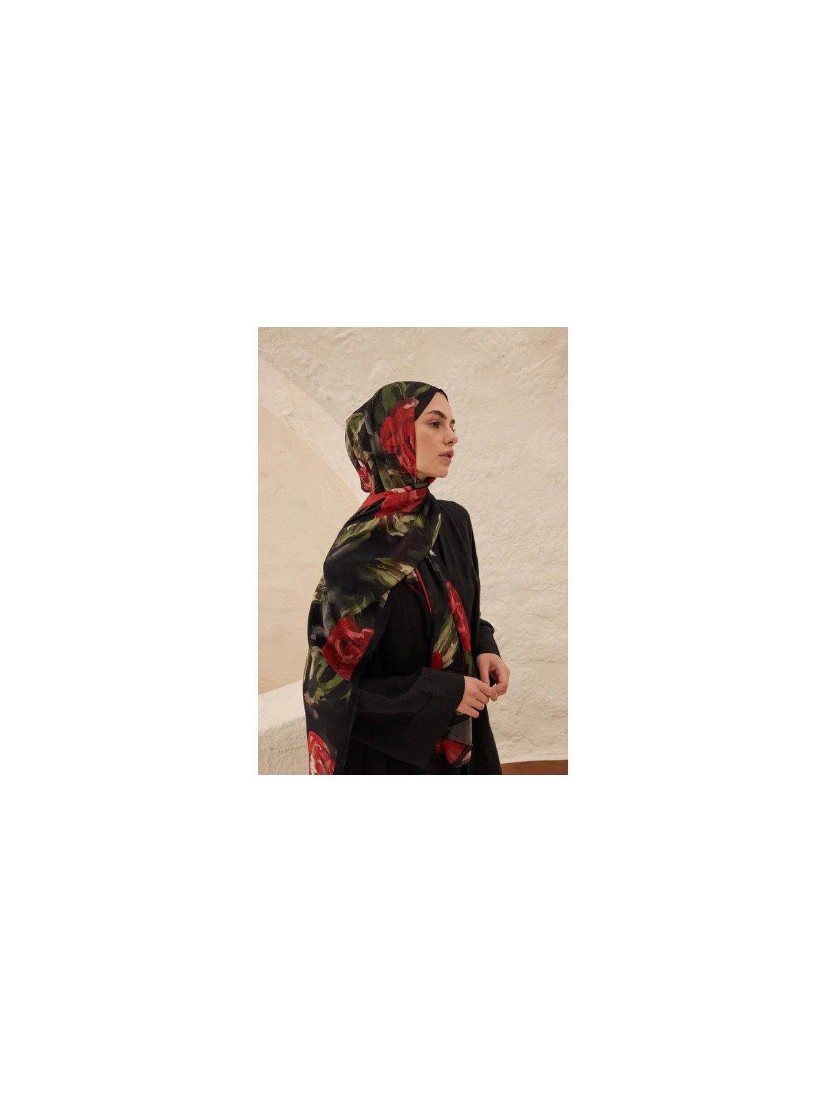 Fresh Scarfs Rami hijab met zomerrozenpatroon rood