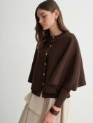 gebreid vest in capestijl
