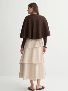 gebreid vest in capestijl