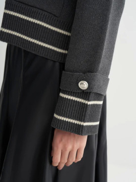 Gestreept vest met schouderdetails