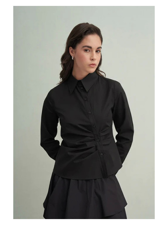 Vesna Design kort shirt met plooien