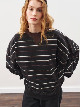 OVERSIZED GESTREEPTE SWEATSHIRT ZWART