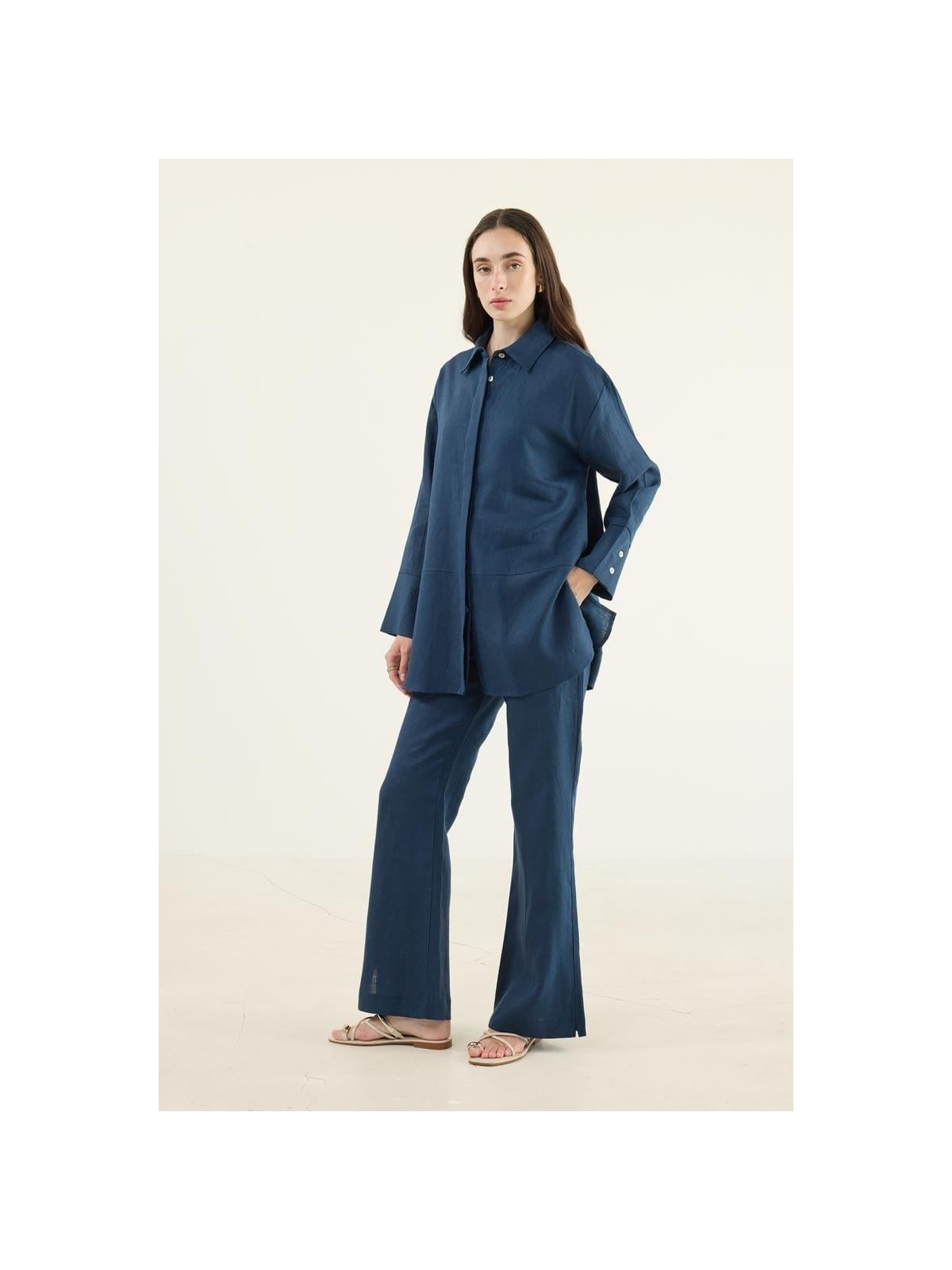 Minikterzi Marineblauwe patchwork blouse en flared broek van 100% linnen