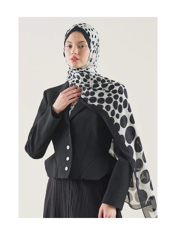 Fresh Scarfs Rami hijab met stippenpatroon in ivoor