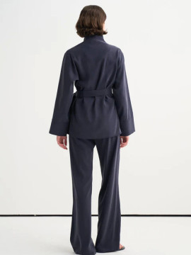 Vesna Design Gedrapeerde wikkelblouse met broek