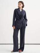 Vesna Design Gedrapeerde wikkelblouse met broek
