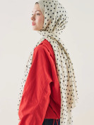 Fresh Scarfs Kleine Rami hijab met stippenpatroon in beige
