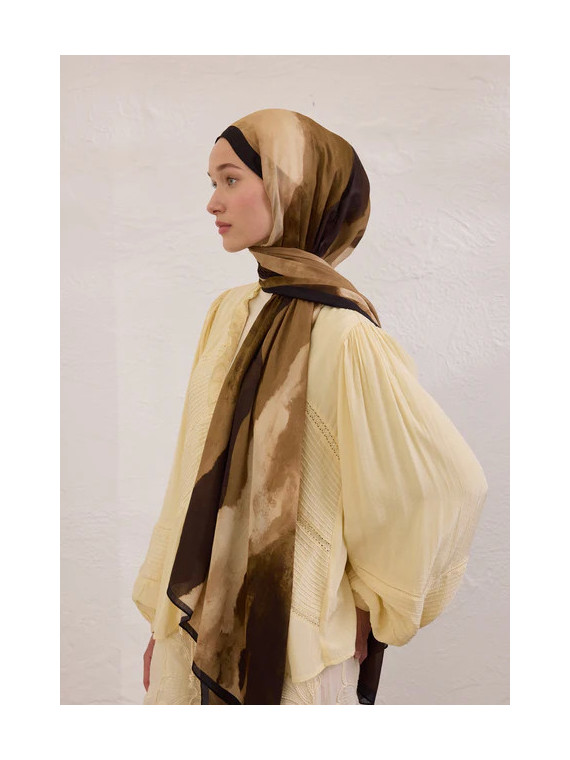 Fresh Scarfs Kleurgolvenpatroon Rami Hijab Khaki