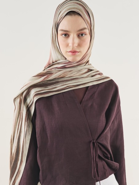 Donkere batikpatroon zachte viscose sjaal