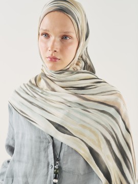 Donkere batikpatroon zachte viscose sjaal