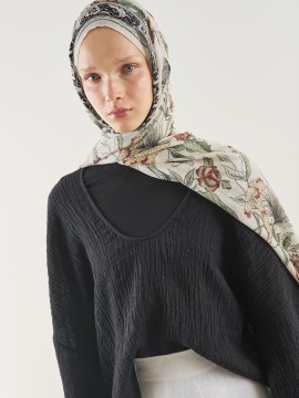 BLACK SHAWL MADE OF SOFT VISCOSE WITH PURE ETHNIC PATTERN