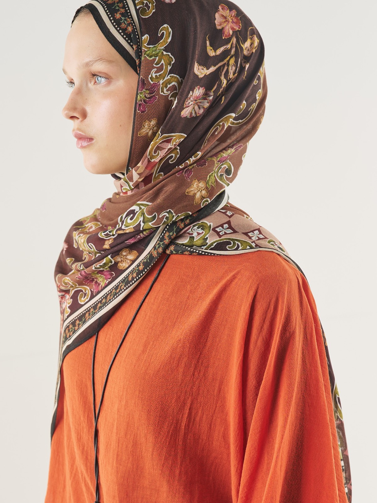 Ethnic garden desen soft viskon sal
