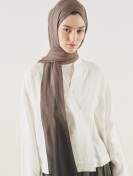 Soft viscose scarf with a sand-rib pattern