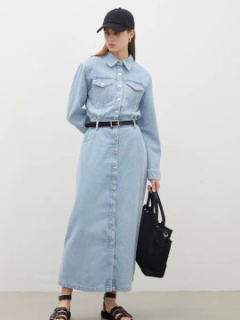 Manuka 1975 Denimjurk met riem, ijsblauw